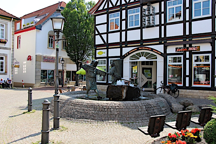 Der Söltjerbrunnen vor dem Rathaus